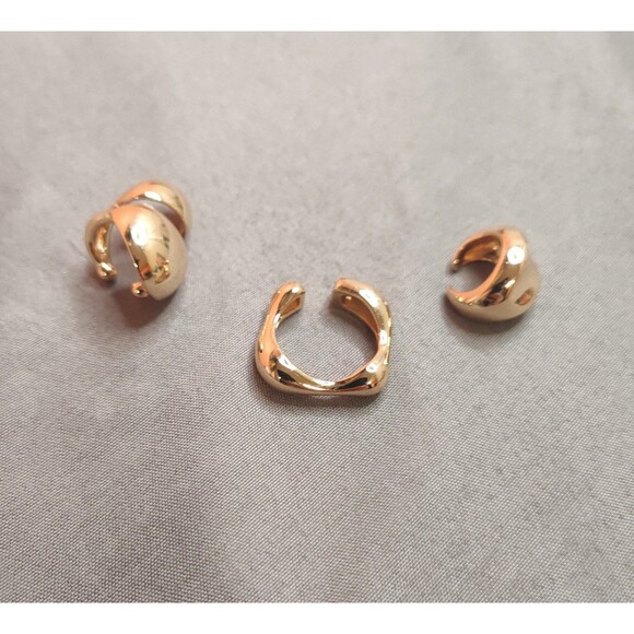 Women's Urban Outfitters Gold Ear Cuffs - Picture 2 of 4